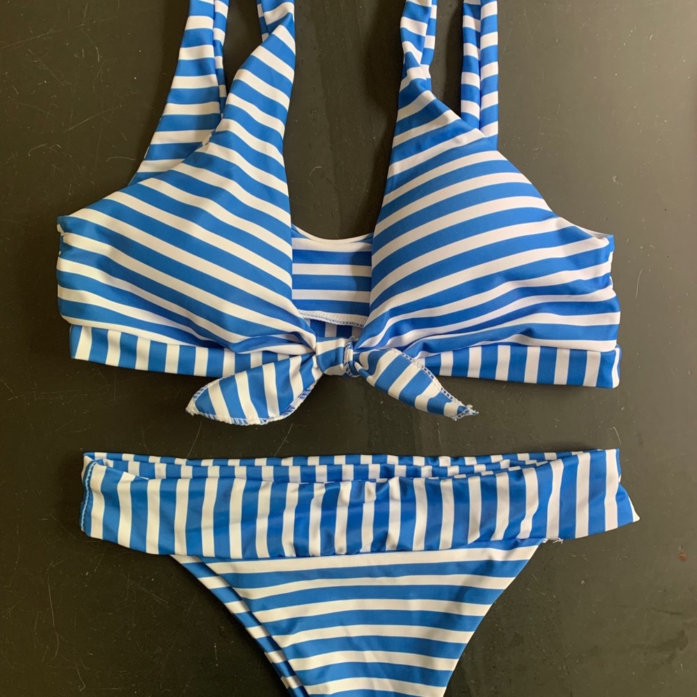 BRAND NEW BLUE BIKINI SIZE S
